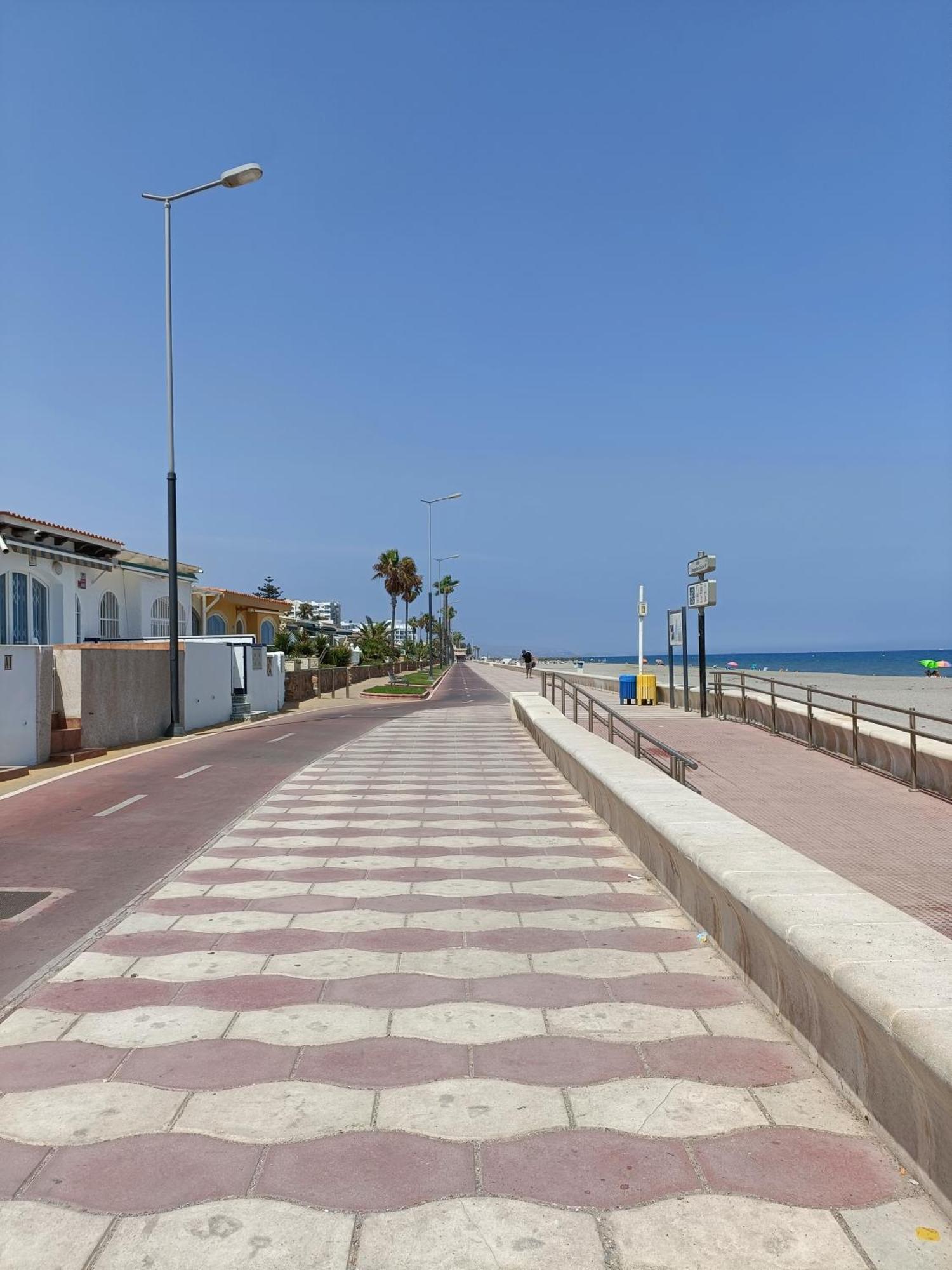 Tropicana Con Salida Directa Al Mar Y Piscina Appartamento Roquetas de Mar