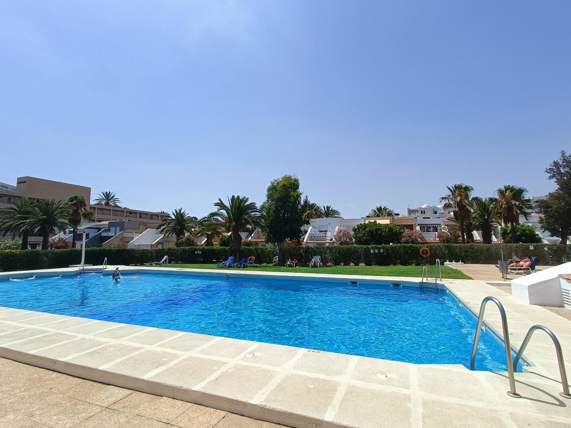 Appartamento Tropicana Con Salida Directa Al Mar Y Piscina Roquetas de Mar